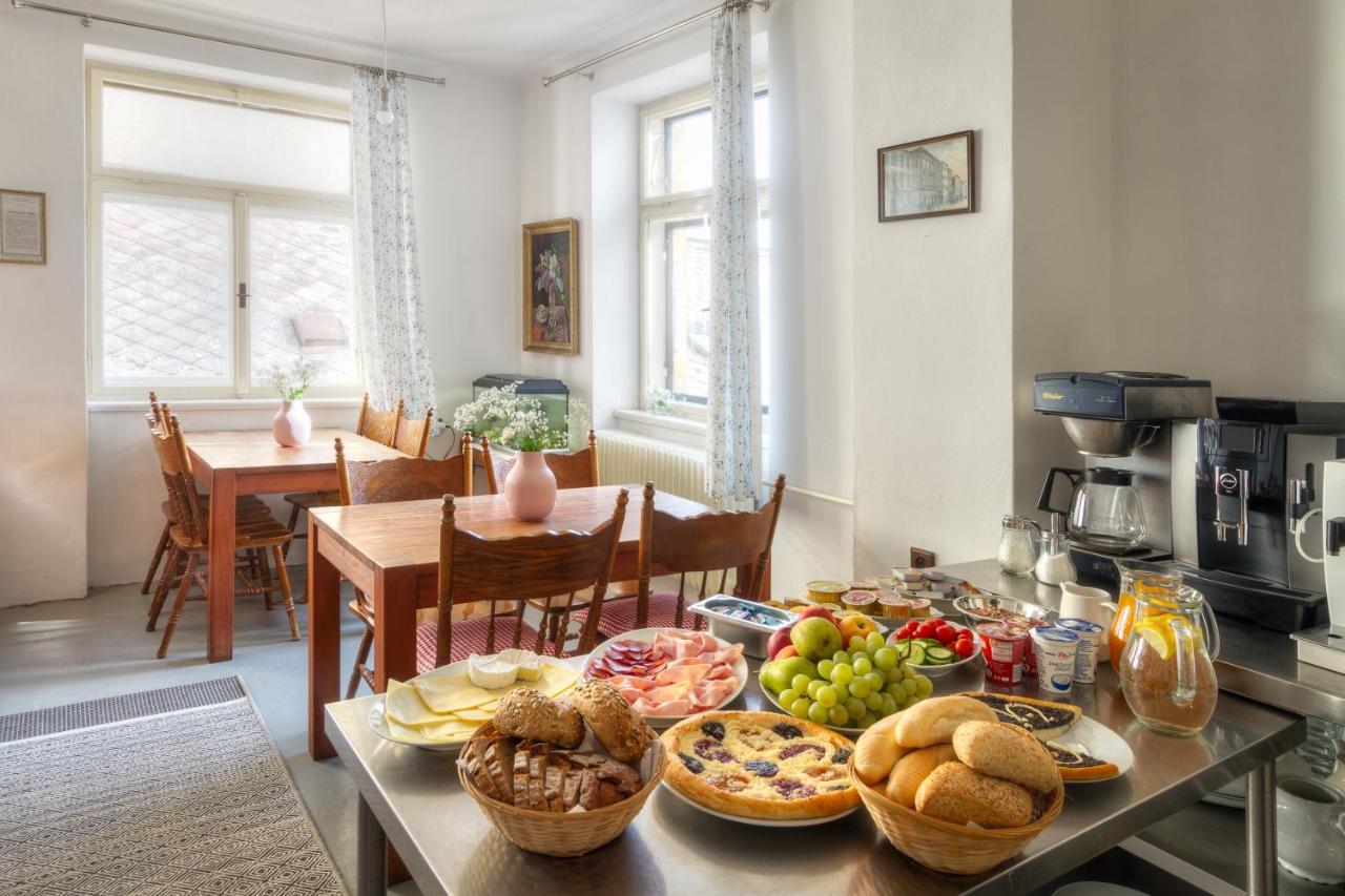 Vajgar Hotel Jindřichův Hradec Buitenkant foto